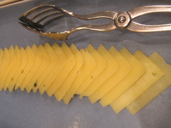 Swiss (Emmental)
